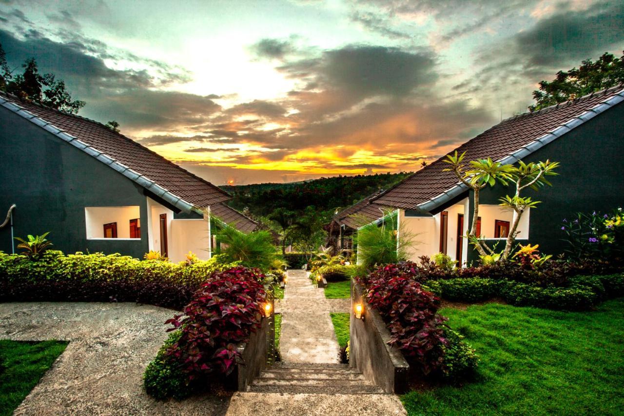 Singgahan Bungalow By Ecommerceloka Toyapakeh Esterno foto